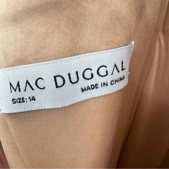 Mac Duggal beautiful gown sz 14 - Picture 7 of 12